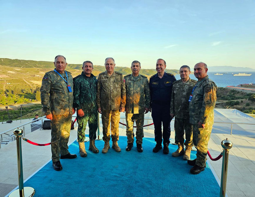 Azerbaycan Mudafie Nazirliyinin rehber heyetinin Turkiyeye isguzar seferi davam edir