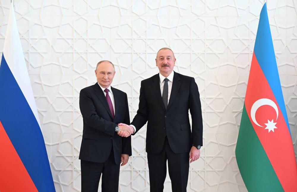 Azerbaycan ile Rusiya arasinda imzalanmis senedler mubadile edilib