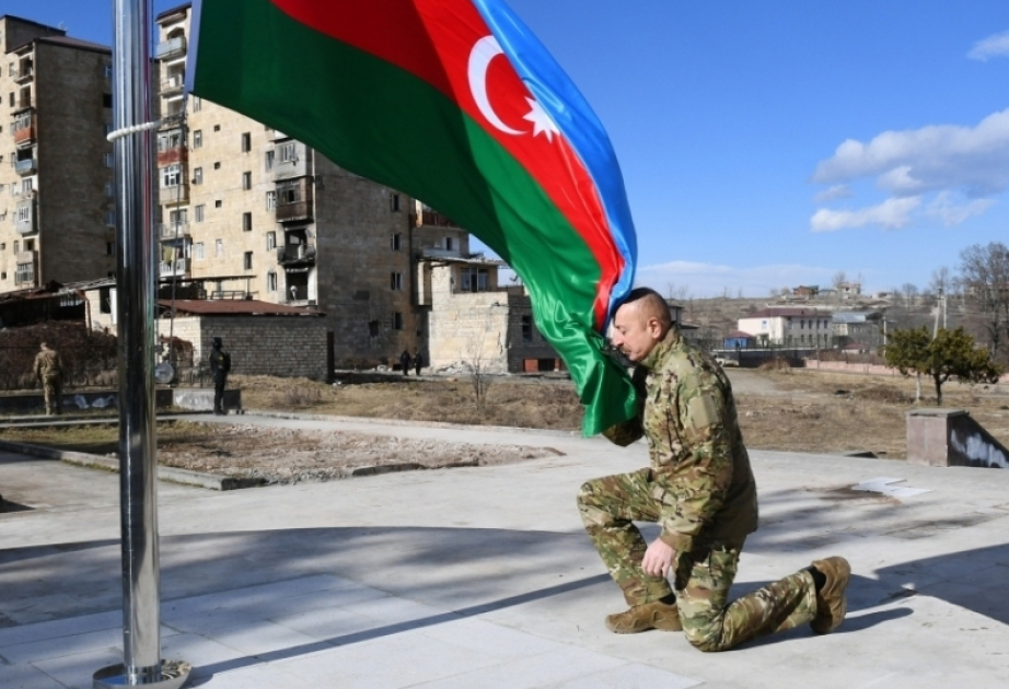 Iyirmi bir illik tereqqi ve zefer yolu SERH