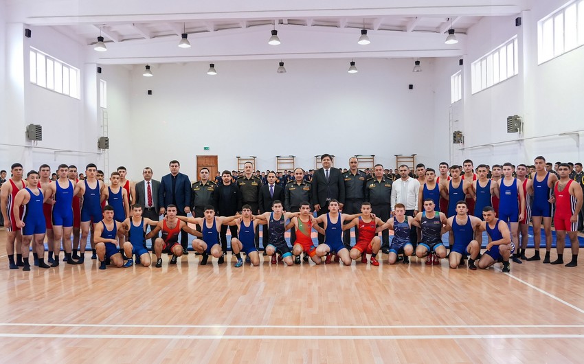 AGF Heyder Eliyev adina Herbi Institutun gules zalini inventarla temin edib