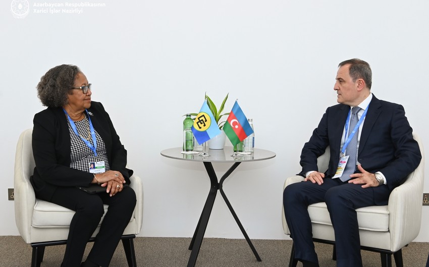 Azerbaycan XIN bascisi COP29 cercivesinde CARICOM-un bas katibi ile danisiqlar aparib