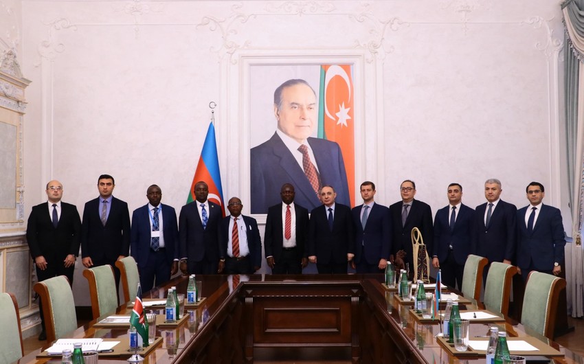 Kamran Eliyev Keniyanin Dovlet Prokurorlugunun Direktoru ile gorusub