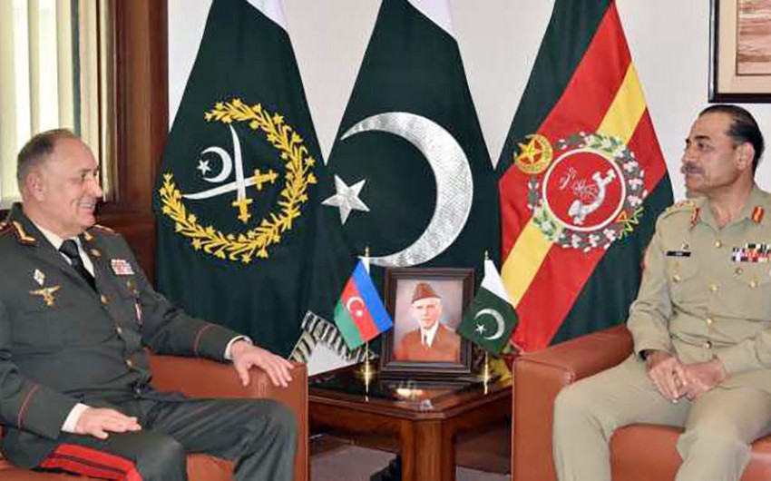 Kerim Veliyev Pakistanin Quru Qosunlari komandani ile terrorla mubarizeye dair fikir mubadilesi aparilib