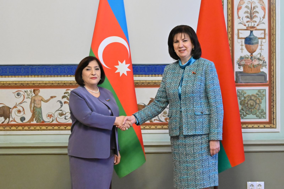 Azerbaycan ve Belarus parlamentleri arasinda elaqeler muzakire olunub