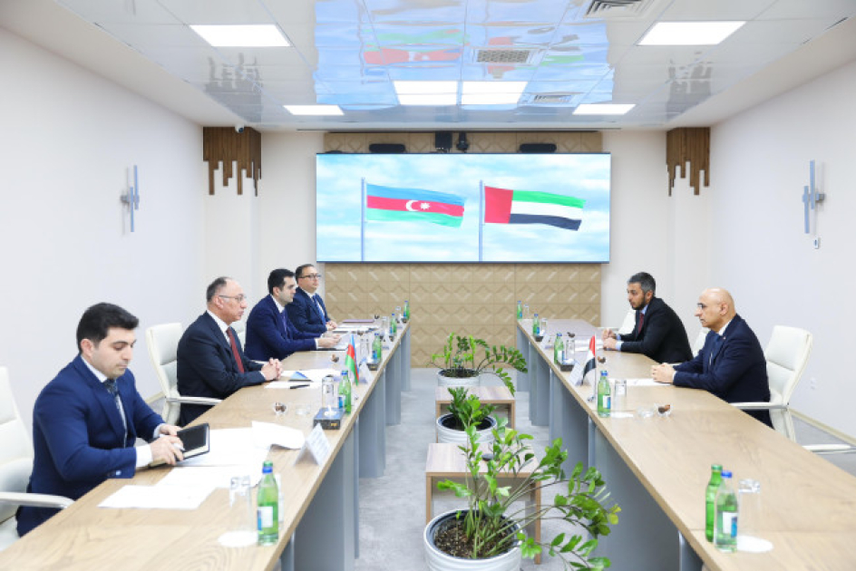 Azerbaycan ve BEE arasinda qida mehsullarinin dovriyyesinin genislendirilmesi muzakire olunub