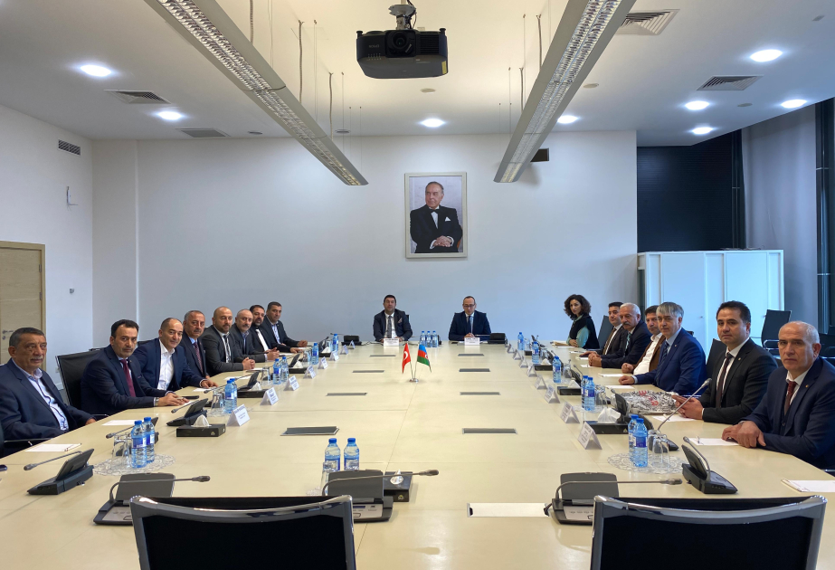 Qars Ticaret ve Senaye Palatasi ile terefdasliq imkanlari muzakire edilib