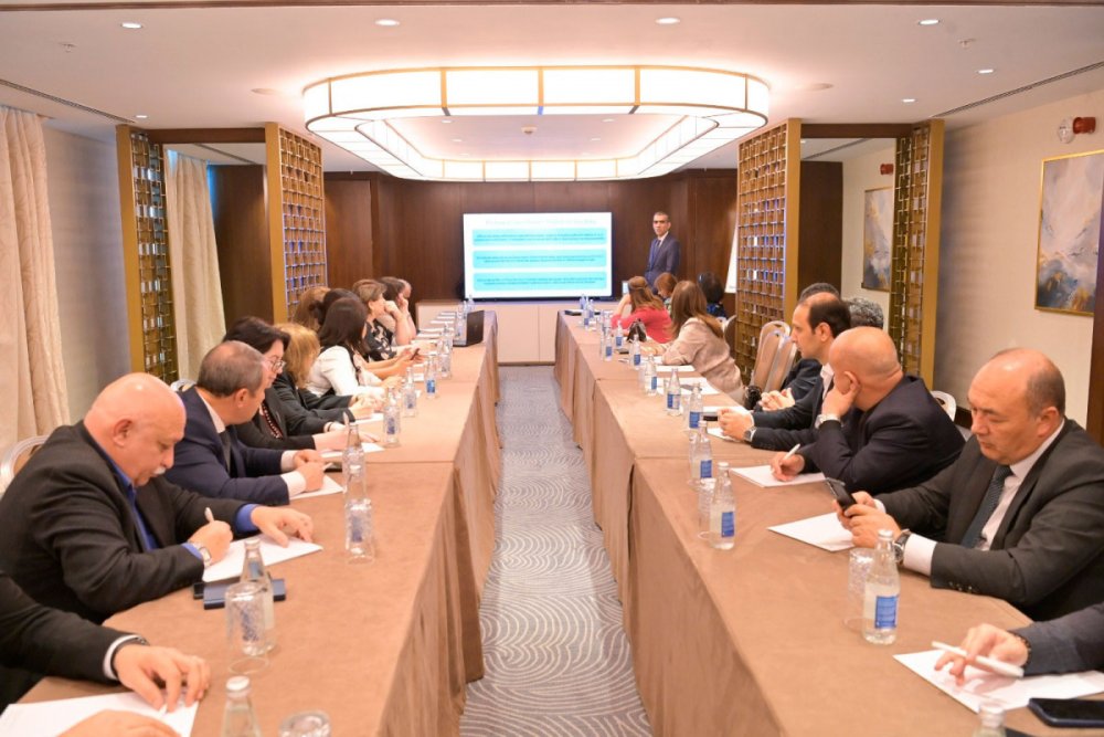 Ali ve orta ixtisas tehsilinde tedrisin teskili, cari veziyyet ve yeni cagirislar muzakire edilib