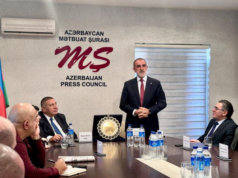 Metbuat Surasinda “Yeni Musavat” qezetinin 35 illik yubileyi ile bagli toplanti kecirilib