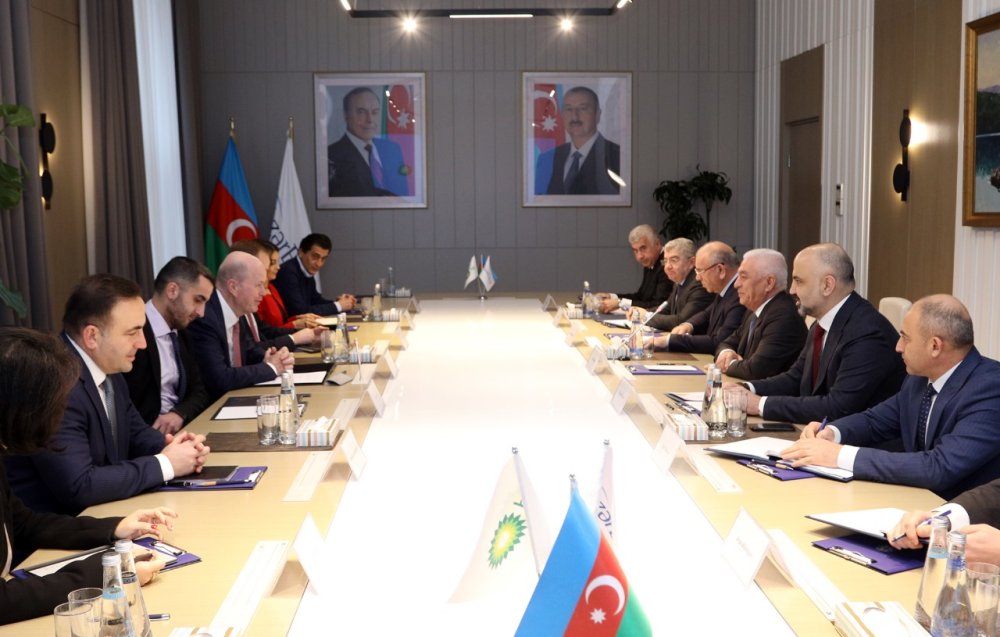 "AzerEnerji" ve BP Sirketi arasinda muzakireler aparilib (FOTO)