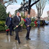 Azerbaycan Ali Mehkemesinin sedri Gurcustana getdi - Foto