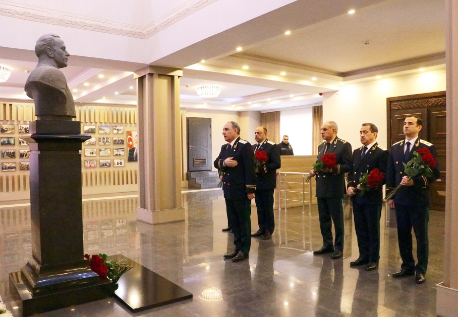 Bas Prokurorluqda Umummilli Lider Heyder Eliyevin anim gunune hesr olunan tedbir kecirilib