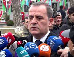 XIN rehberi: Ermenistanla sulh muqavilesi layihesi uzre 15 madde razilasdirilib, 2-si ile bagli isler davam edir