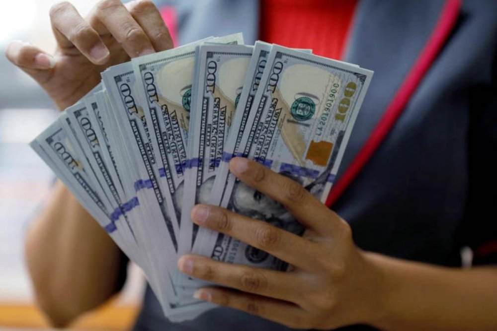 Ixracdan elde olunan 70 milyon dollar olkeye qaytarildi