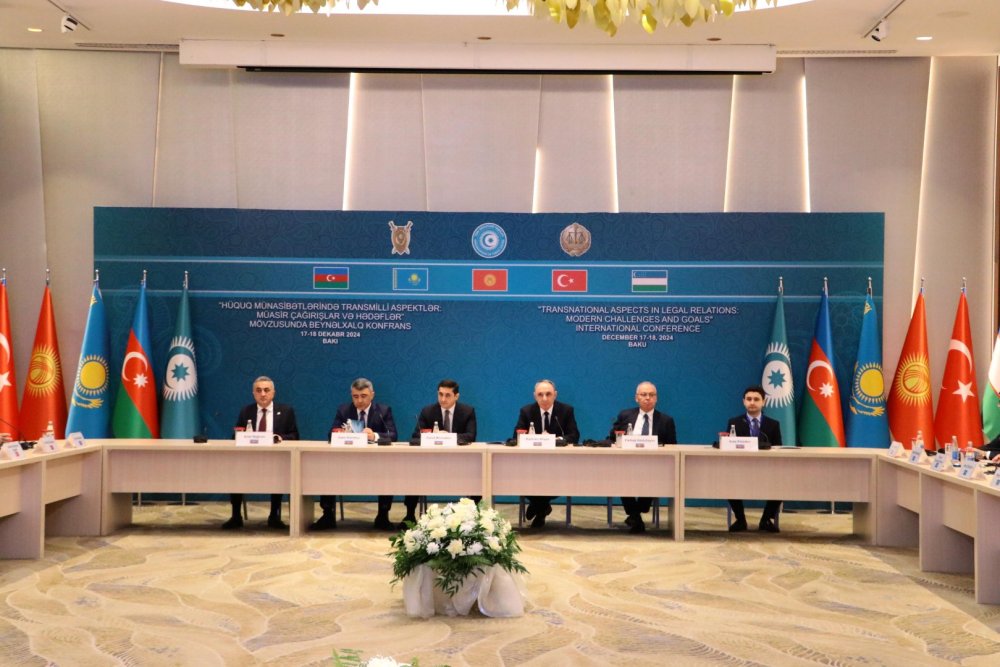 Bakida huquq munasibetlerinde transmilli aspektlerle bagli beynelxalq konfrans kecirilir
