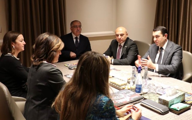 Medeniyyet naziri Romada ICCROM-un bas direktoru ile gorusub - FOTO