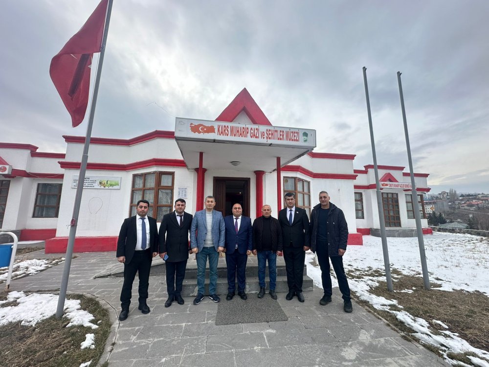 QHT sedrleri Qarsda Sehid ve qaziler dernek basqani ile gorusduler -FOTOLAR