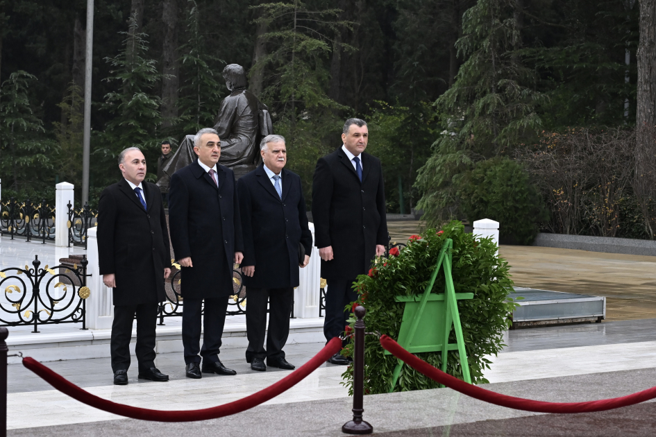 Vekiller Kollegiyasinin emekdaslari pese bayramlarini qeyd edibler