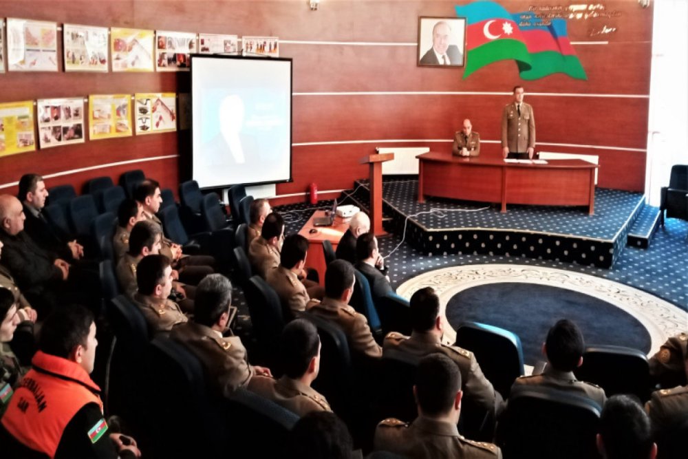 FHN-in qurumlarinda Heyder Eliyevin anim gunu ile elaqedar tedbirler kecirilib