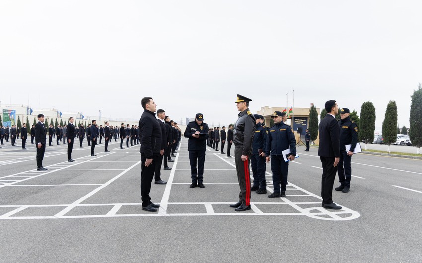 Vilayet Eyvazov xidmete qebulla bagli sira baxisi kecirib