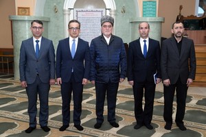 Komite sedri Xacmazda yerlesen ibadetgahlarin fealiyyeti ile tanis olub