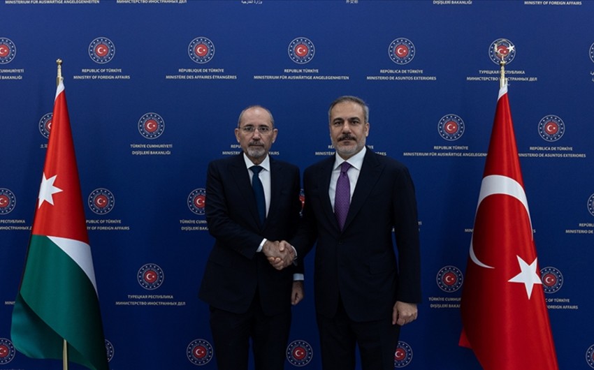 Hakan Fidan iordaniyali hemkari ile tehlukesizlik meselelerini muzakire edib