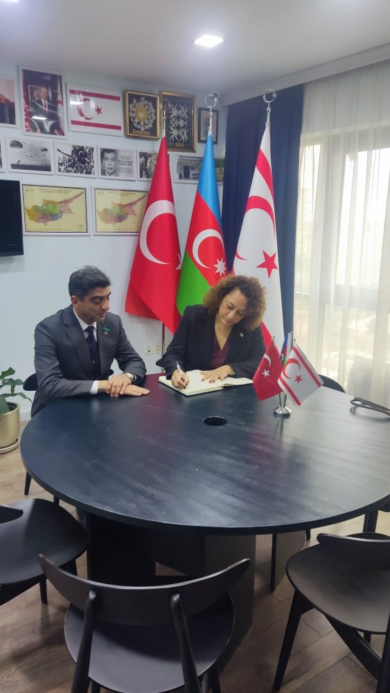 Sefir turizm sirketini ziyaret etdi -FOTOLAR