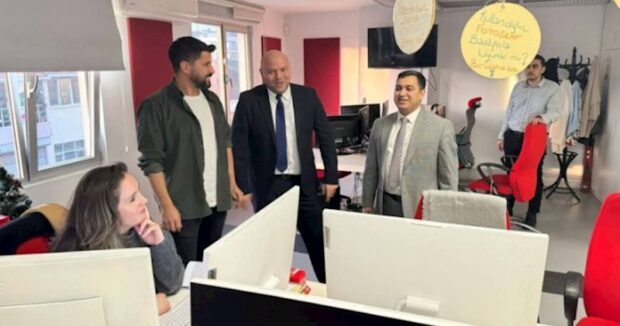 Azerbaycanli jurnalistler Turkiyenin Haberler.com agentliyinde — FOTOLAR