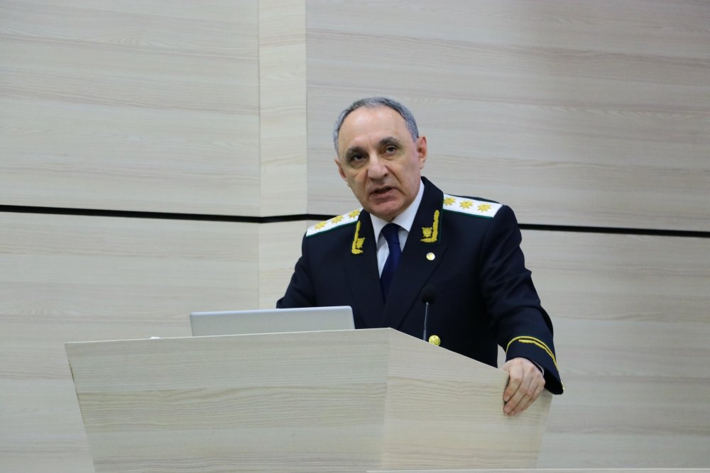 Bas prokuror: Kecen il Azerbaycanda qeyde alinan cinayetler azalib
