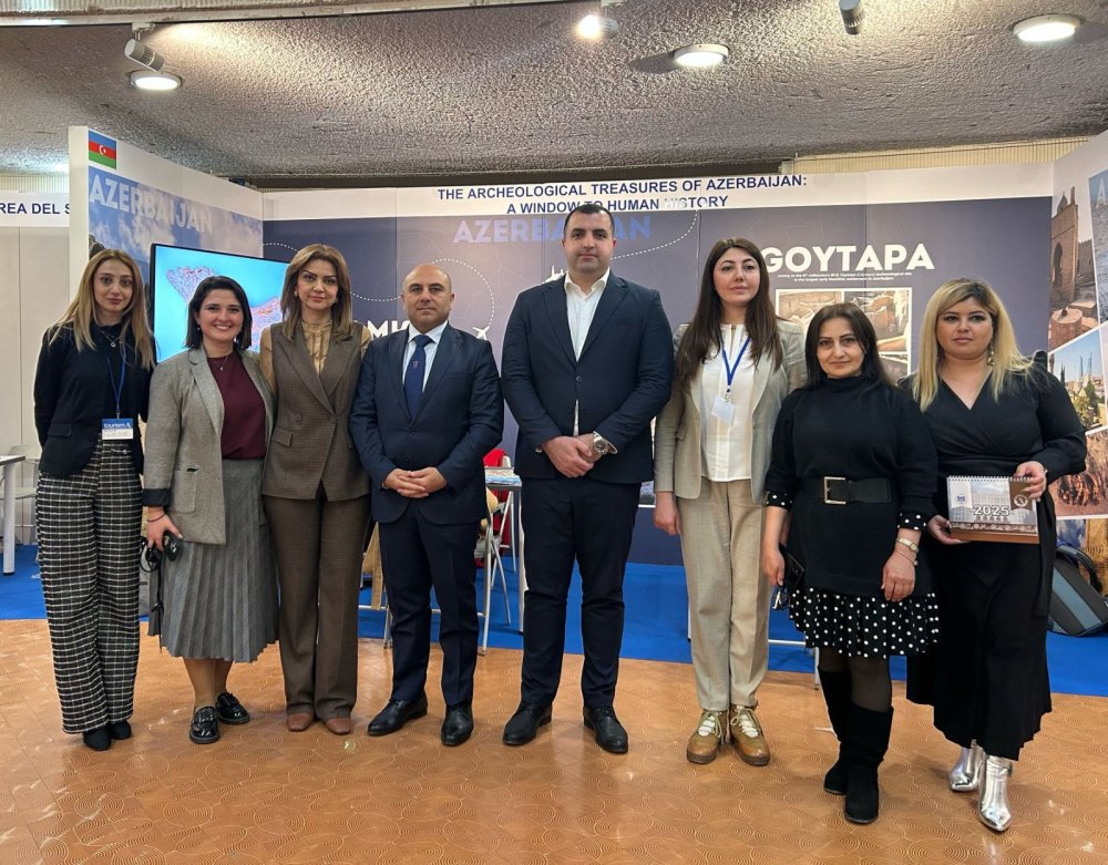 Azerbaycanin arxeoloji ve medeni turizm imkanlari Italiyada tanidilib