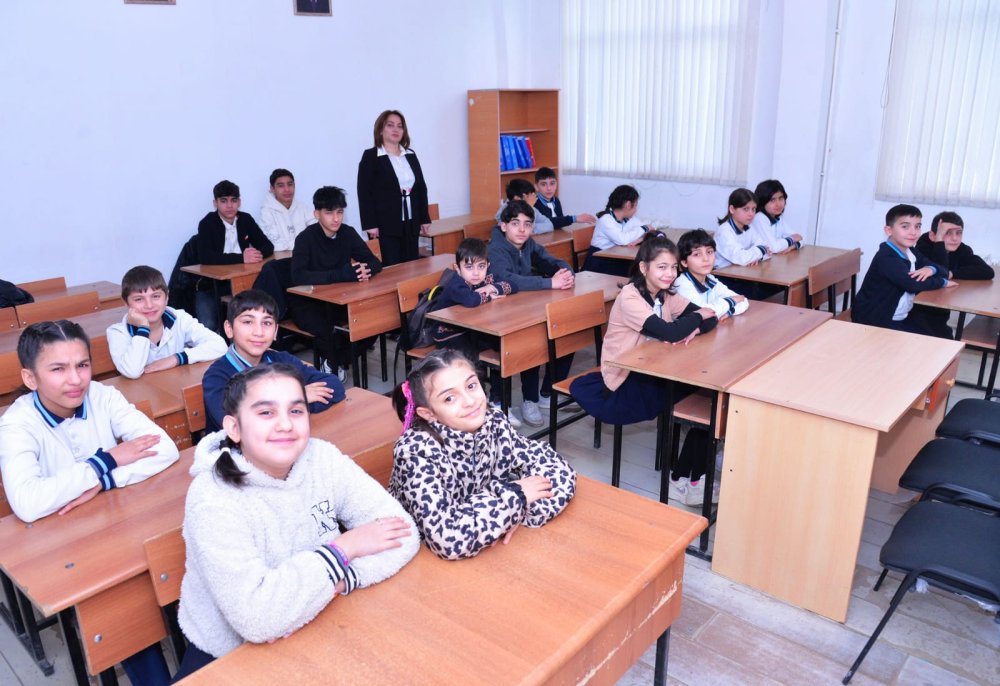 Usaq evlerinin 247 sakini paytaxt mekteblerinde tehsil alir