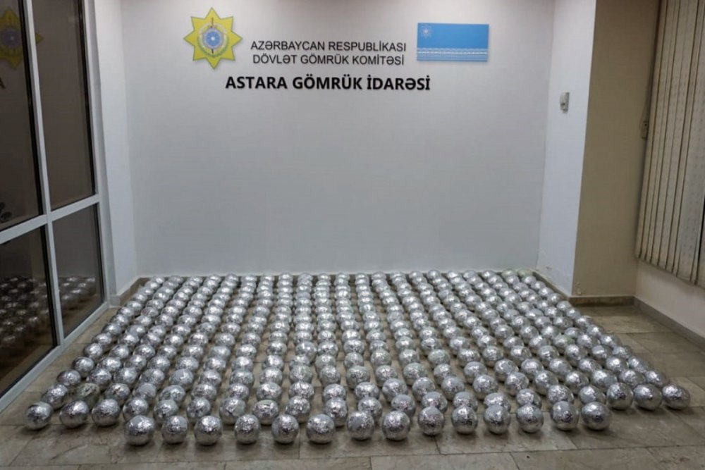 Irandan Rusiyaya geden masinda 97 kq narkotik tapilib - FOTO
