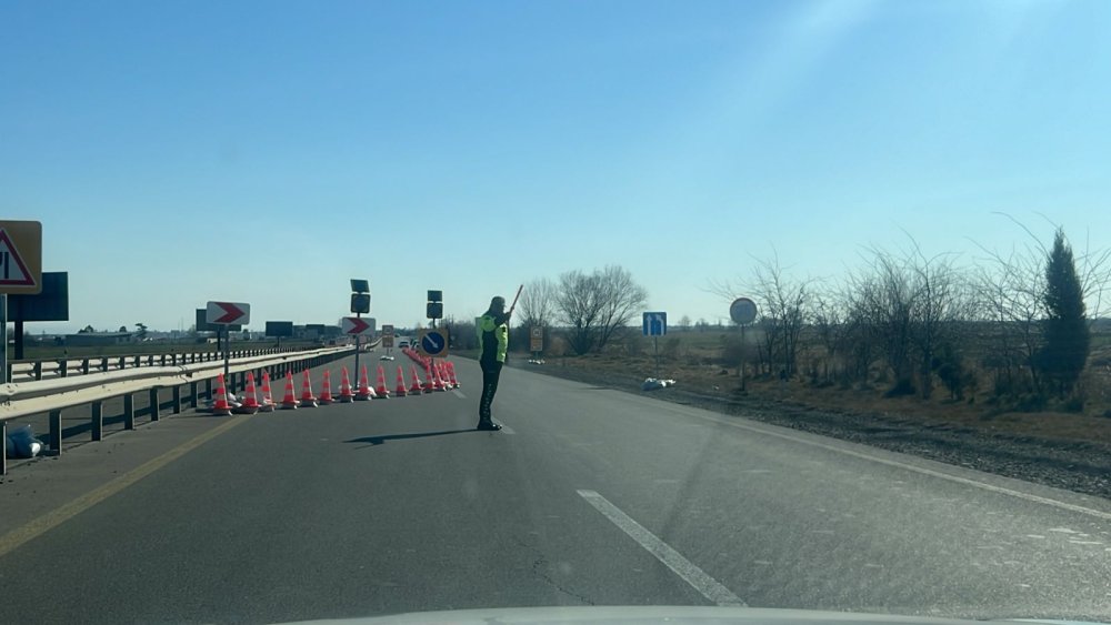 DYP Baki-Elet-Qazax-Gurcustan yolu ile bagli suruculere muraciet etdi
