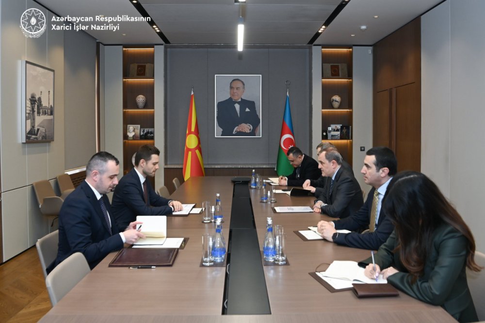 Ceyhun Bayramov Simali Makedoniya XIN rehberini regional veziyyet barede melumatlandirib