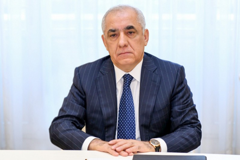 Bas nazir yangin bas vermis eraziye gelib