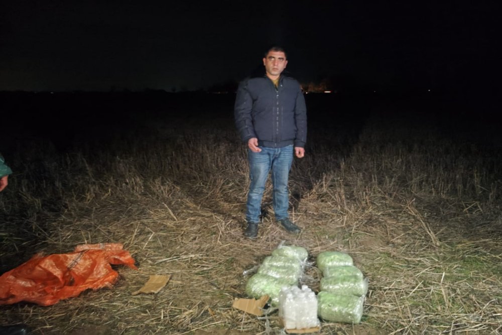 Irandan Azerbaycana kulli miqdarda narkotik kecirmeye cehd edenler saxlanilib - FOTO
