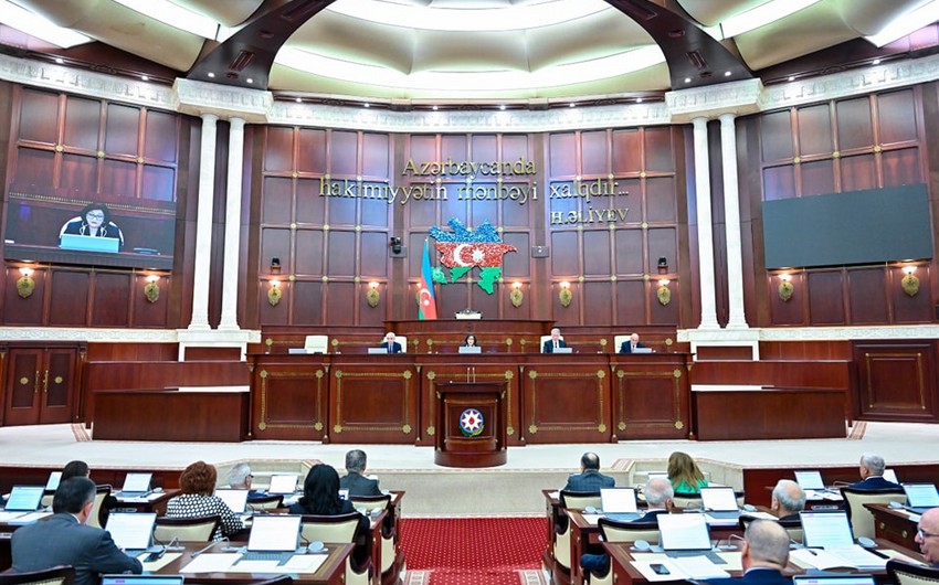 Milli Meclis Azerbaycanin D-8-e qosulmasini ratifikasiya edib
