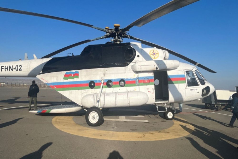FHN-in helikopteri ile vehsi heyvanlarin novbeti peyvendlemesi aparilib - VIDEO