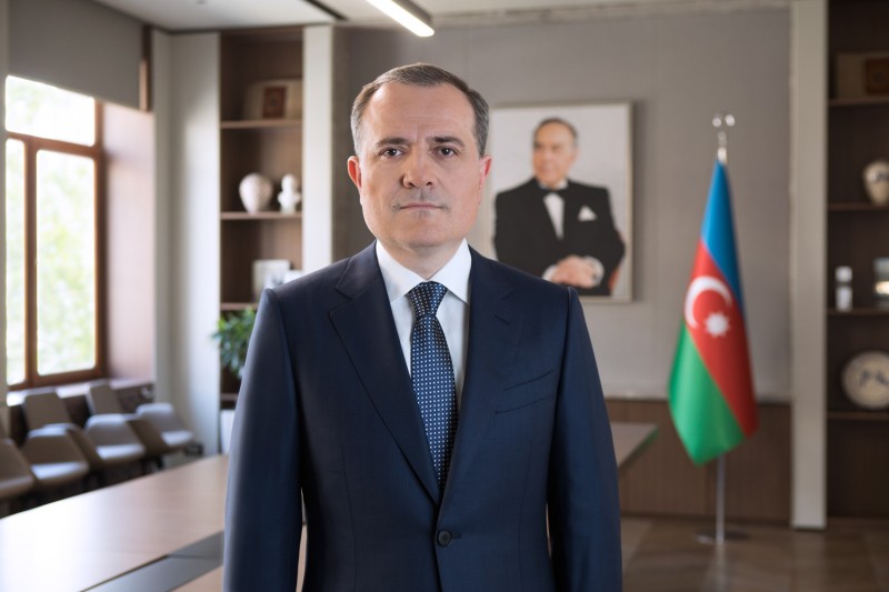 Ceyhun Bayramov Qazaxistana gedecek
