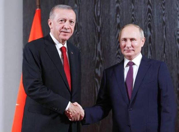 Erdogan ve Putin telefonla danisdi