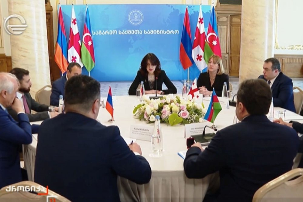Gurcustan, Azerbaycan ve Ermenistan XIN rehberleri muavinlerinin gorusu baslayib
