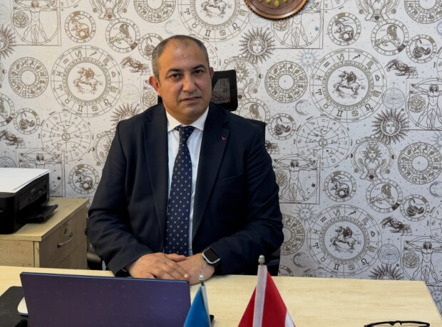 Pezeskianin nezmle catdirmaq istediyi siyasi mesajlar-NAHID CANBAXISLI YAZIR