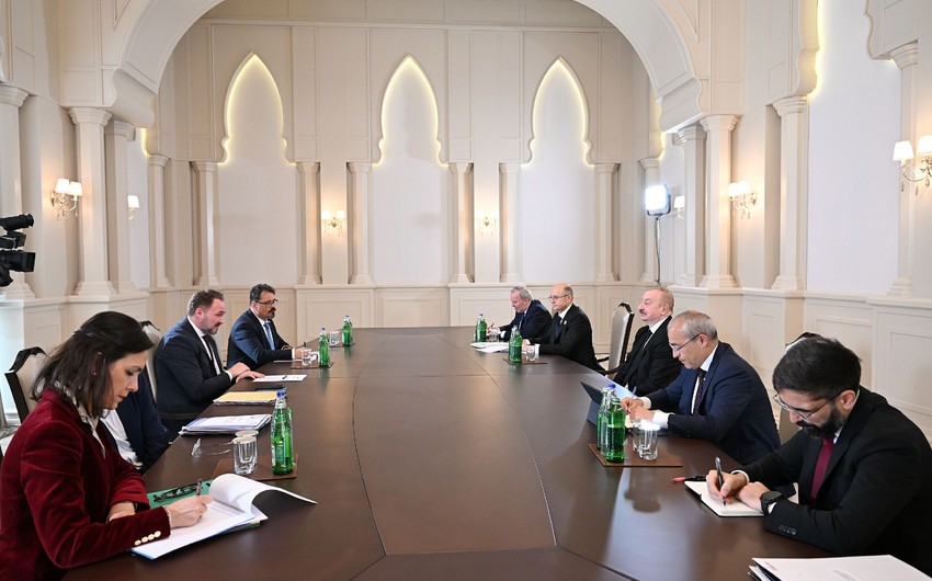 Ilham Eliyev Avropa Ittifaqinin enerji ve menzil meseleleri uzre komissarini qebul edib