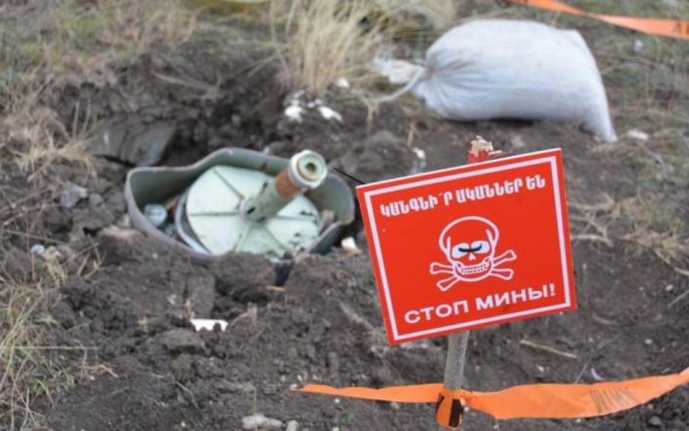 Uc gun erzinde Azerbaycanla serhedde partlayis sesleri esidilecek