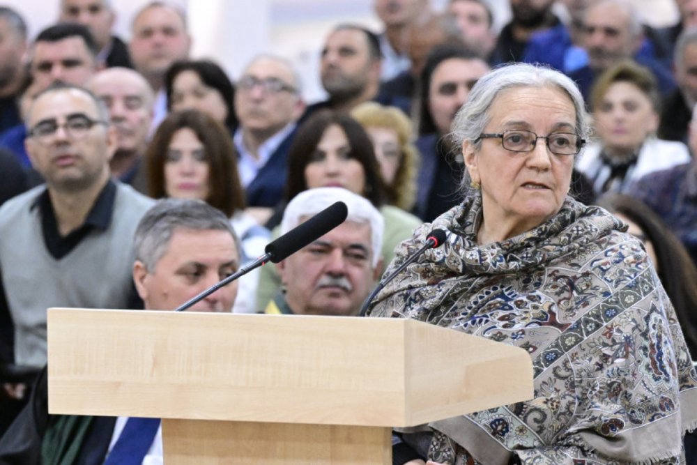 Zerercekmis Xankendi sakini: Bize corek satilmirdi
