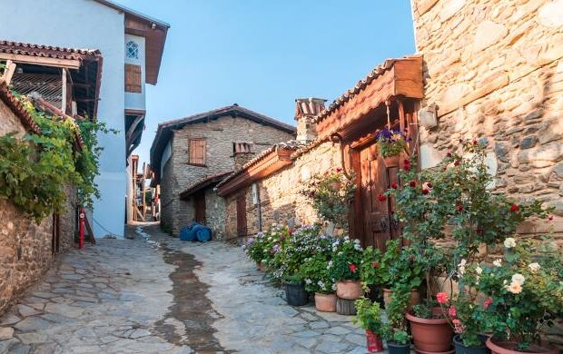 Turizmin besiyi olan tarixi kendler – FOTOLAR