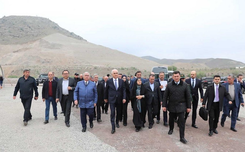 Azerbaycan-Iran serhedinde yeni avtomobil korpusunun istifadeye verileceyi tarix melum olub