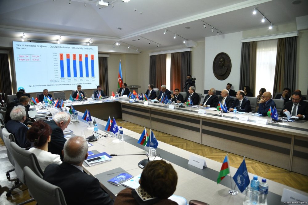 Bakida "Turk barometri 2024 - turk dovletlerinde tehsil ve elm sahesinde emekdasliq: movcud realliqlar ve geleceye baxis" movzusunda konfrans kecirilir