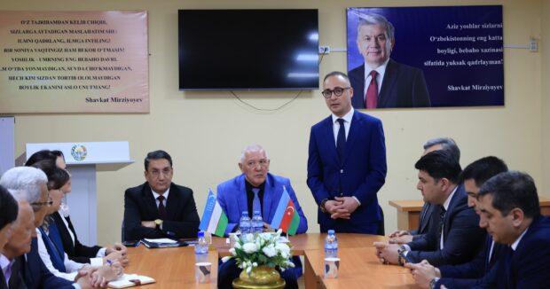 Ozbekistanda “Konstitusiya ve Suverenlik Ili”ne hesr edilmis tedbir kecirilib – FOTOLAR