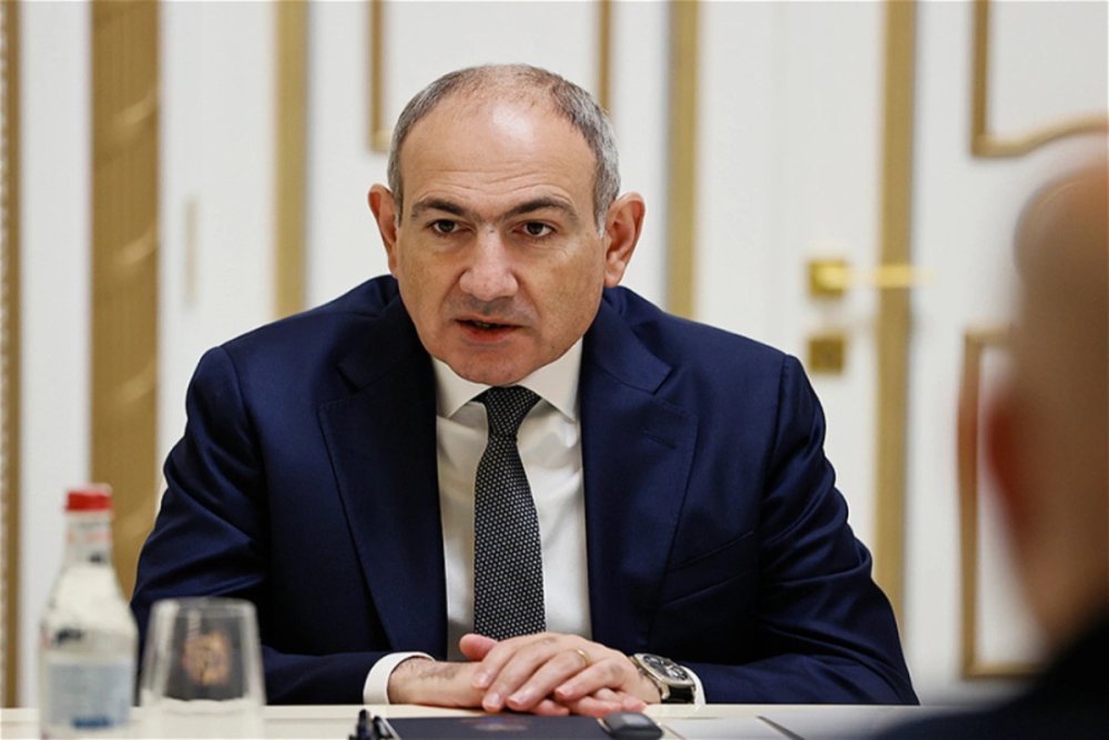 Pasinyan: Ermenistanda kadr bohrani ve insan resurslari catismazligi var