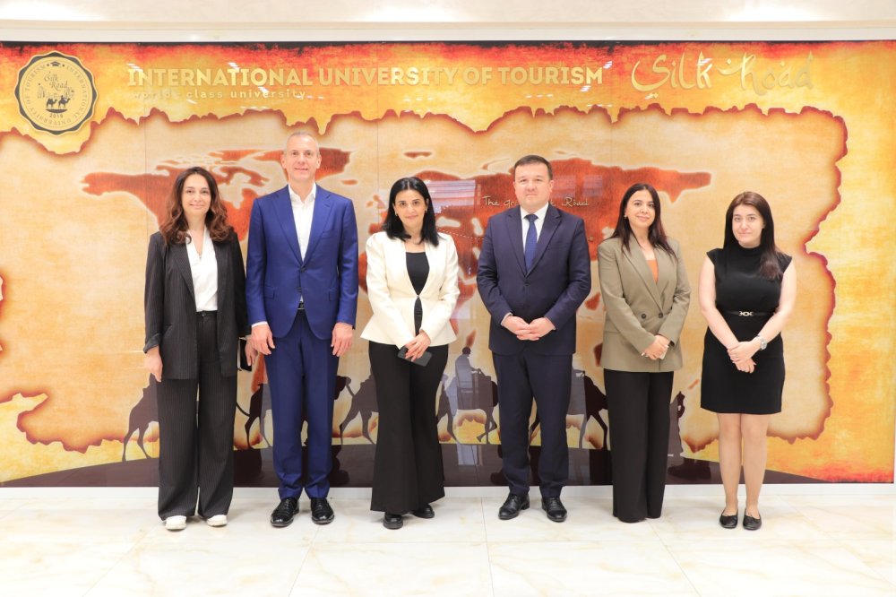 Azerbaycan ve Ozbekistan arasinda turizm elaqeleri genislendirilir